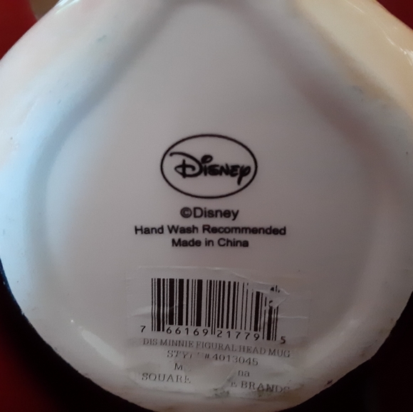 Set of Mickey and Minnie Mugs - Picture 4 of 4